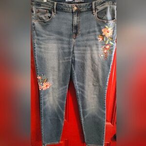 Old Navy Embroidered Rockstar Jeans, Size 16 #49